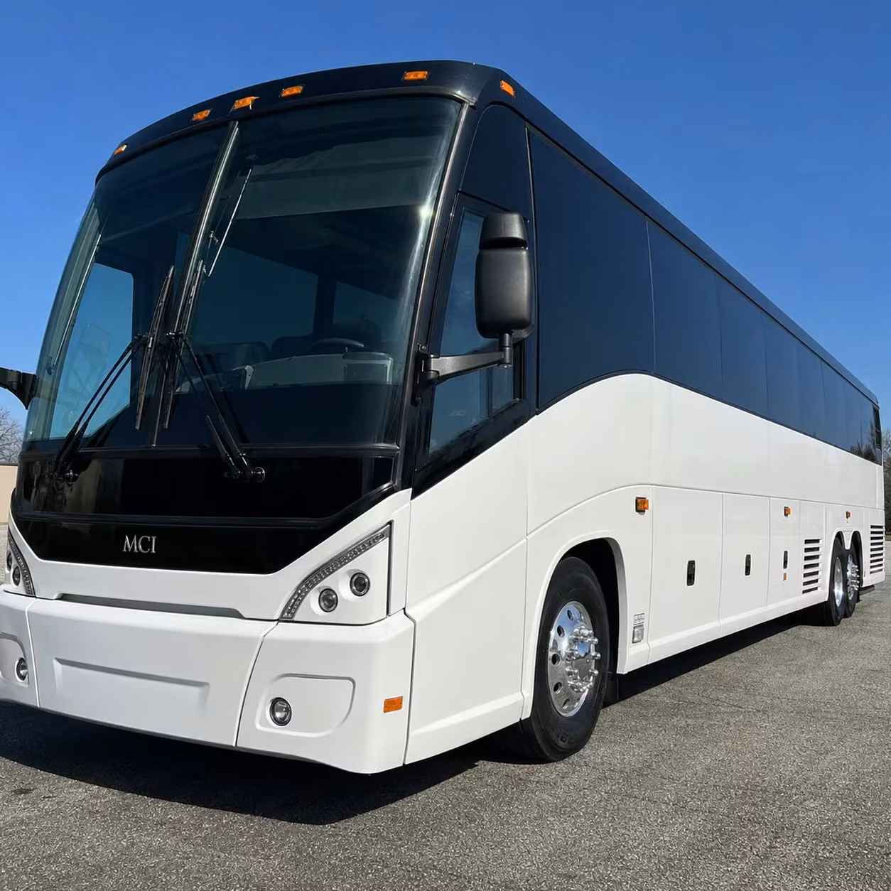 bus rentals for burbank proms homecomings
