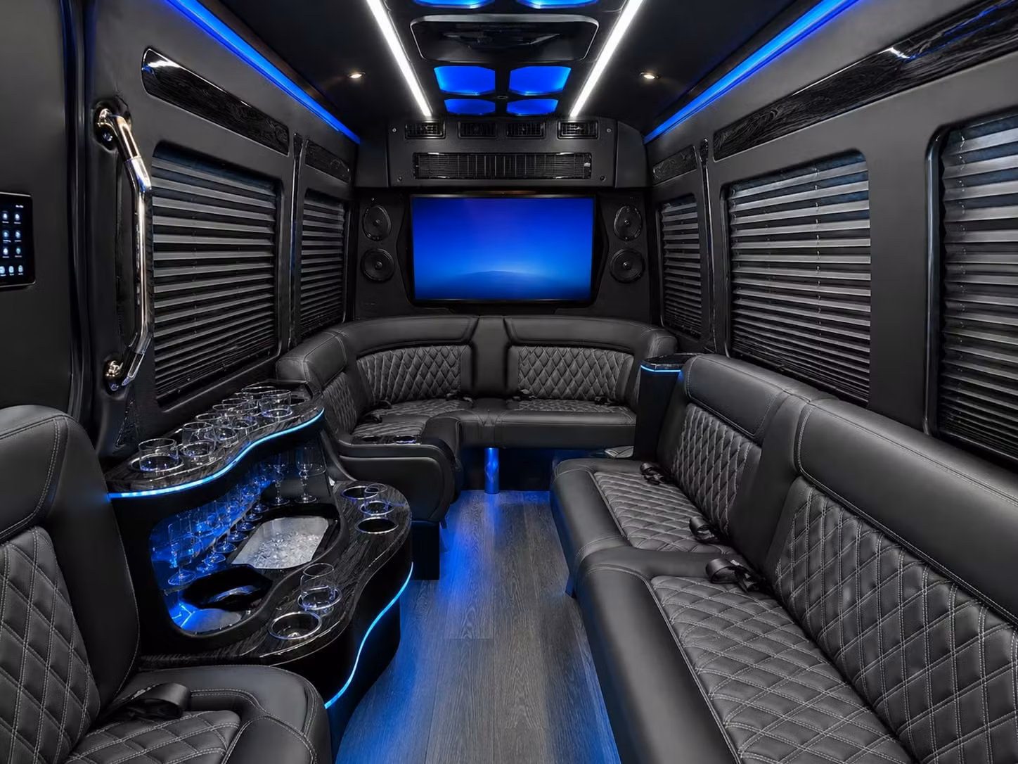 history field trips from burbank are a breeze with the right bus rental