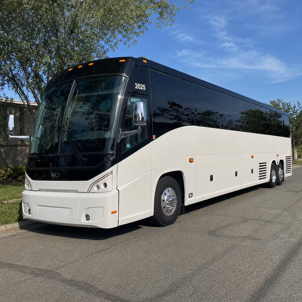 long distance group travel from burbank to las vegas made easy